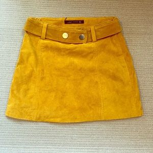 Zara suede skirt. NWT